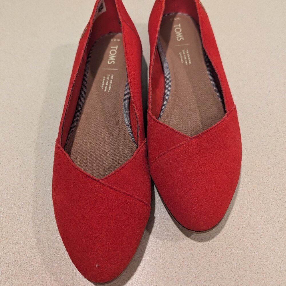 TOM'S RED FLATS... 9.5 W